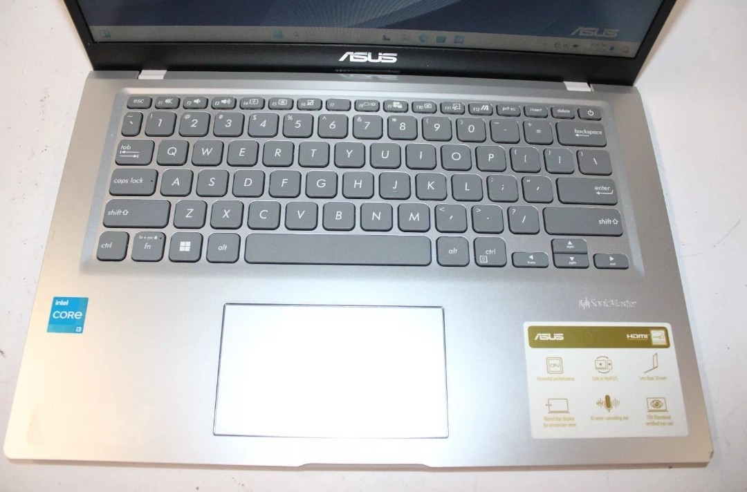 ASUS Vivobook X1400EA-I38128 i3-1115G4 3.0GHz 8GB RAM 128GB SSD UHD Graphics