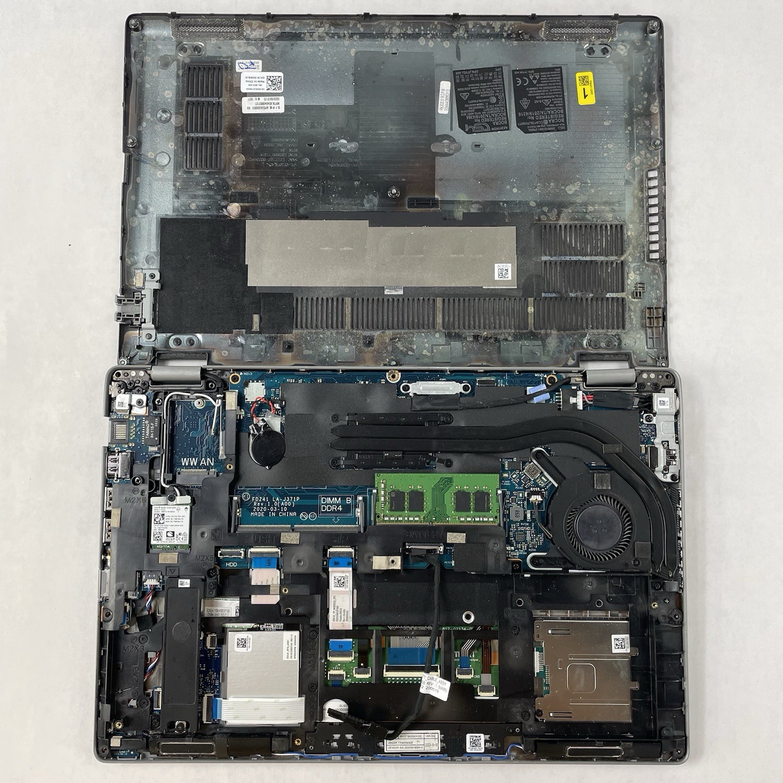 Dell Latitude 5410 14″ i7-10610U 1.80 GHz 8 GB RAM No SSD/OS/AC/Batt – READ