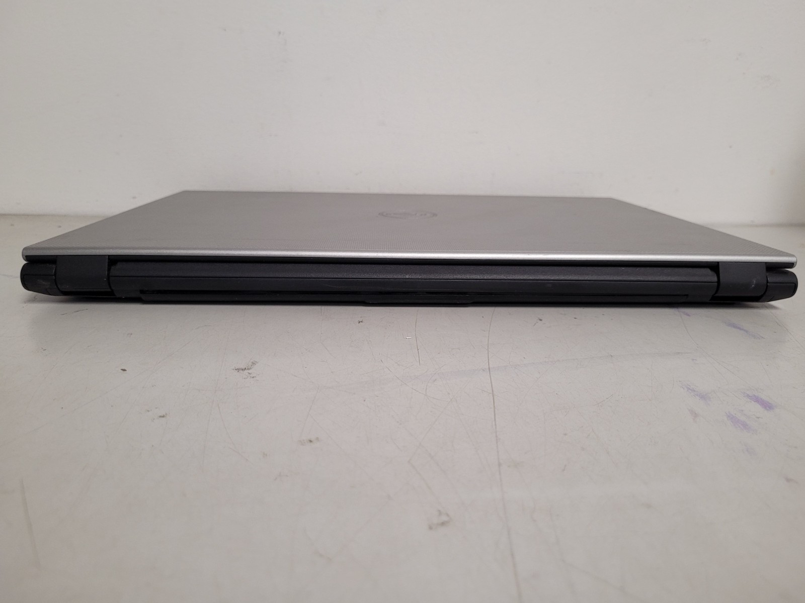 Dell inspiron 3542 15.6″ i3-4005u 1.7ghz 4gb ram 500 gb hdd w11p charger G513M52