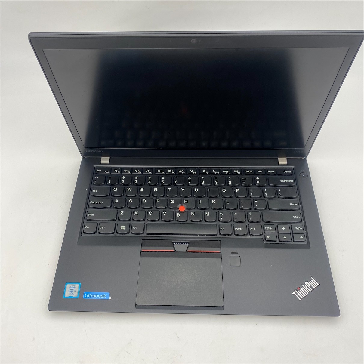 Lenovo ThinkPad T460s i7-6600U 8GB RAM 180GB SSD “scratches”