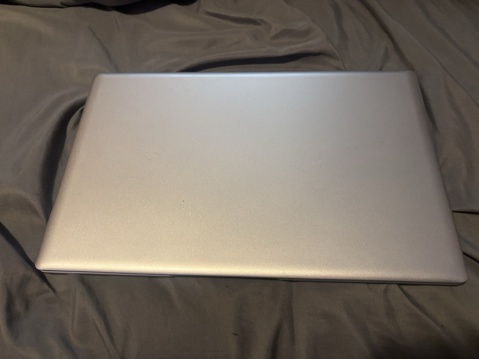 ami Chromebook 16in Notebook Laptop AMD Athlon 64GB RAM SSD Powers On