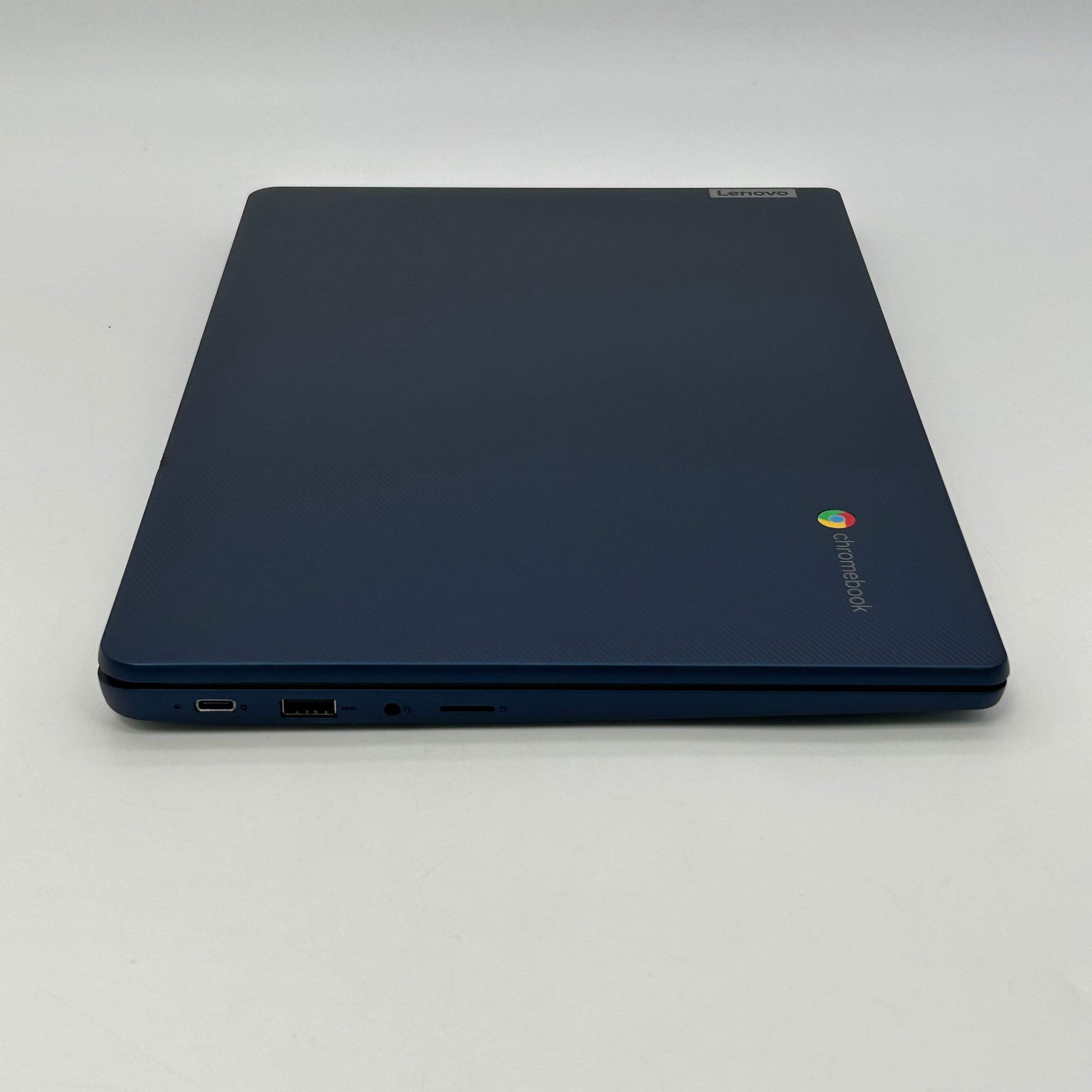 Lenovo IdeaPad Slim 3 Chrome 14M868 14″ Kompanio 520 2.0GHz 4GB RAM 64GB SSD