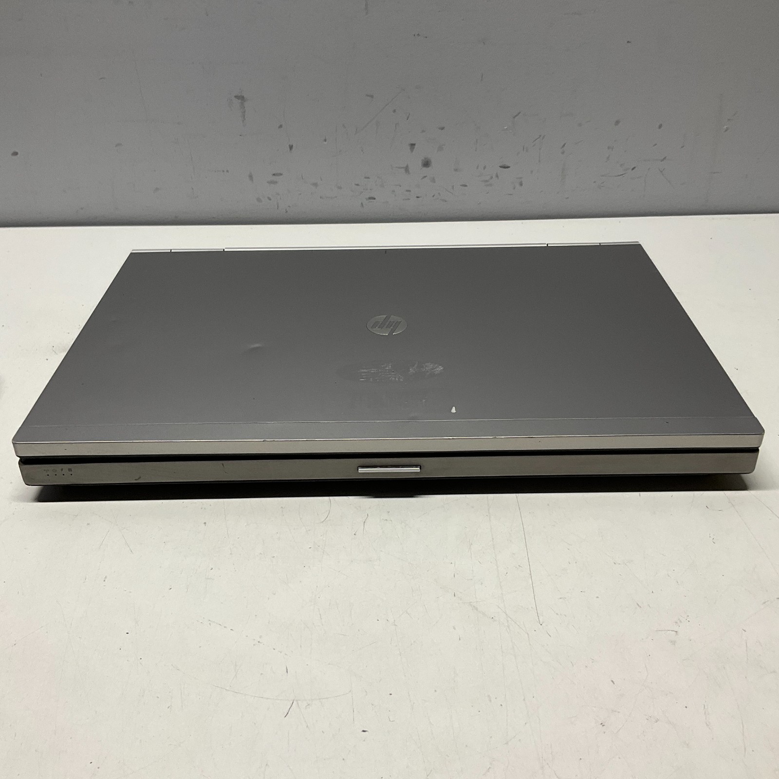 HP EliteBook 8560p 15.6″ Intel Core i5 2520M 2.50GHz 4GB RAM 320GB HDD NO BATT