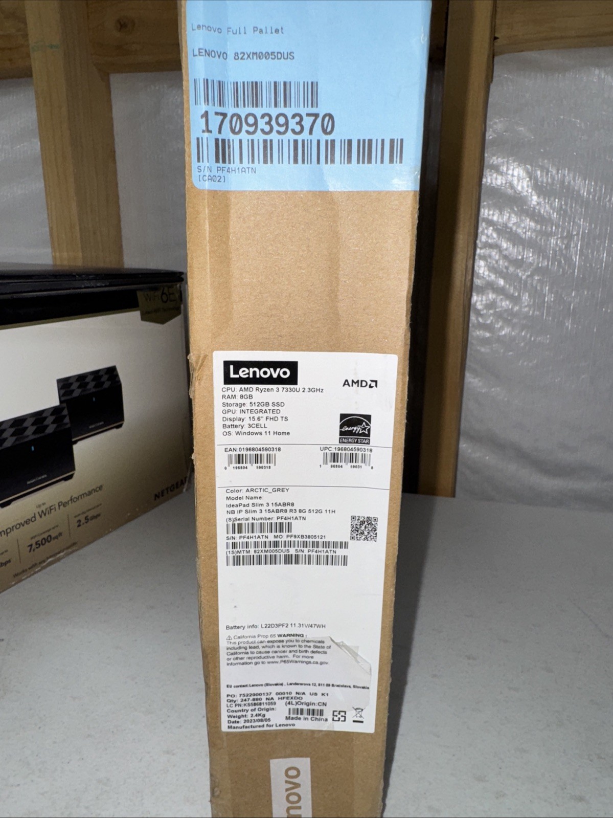 Lenovo IdeaPad Slim 3 Laptop 15.6″ FHD LED Ryzen 3 7330U 512GB SSD, 8 GB RAM