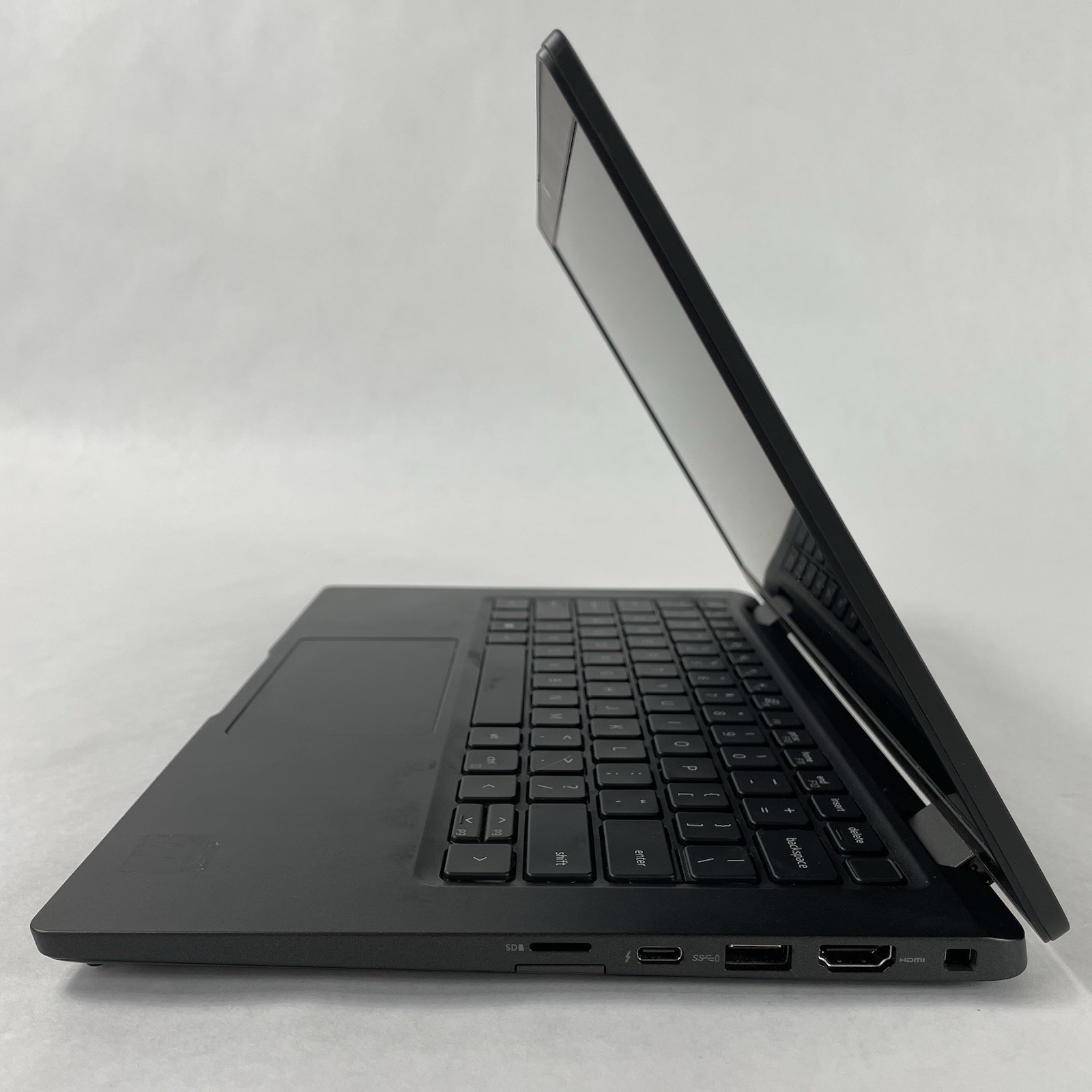 Dell Latitude 7320 13.3″ i7-1185G7 3.00 GHz 32 GB RAM No SSD No OS No AC