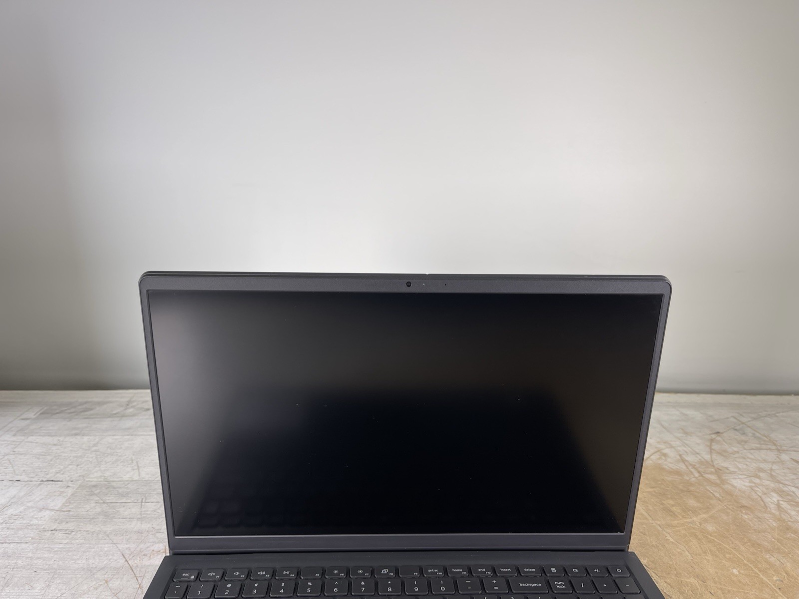 DELL INSPIRON 15 3511 i5-1035G1 @ 1.00GHz, 16GB RAM, NO HDD/OS – (FOR PARTS)