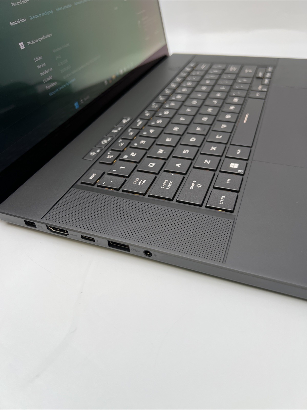 ASUS ROG Zephyrus G16 16″ OLED QHD 240Hz Ultra 9 16GB RAM 3TB SSD RTX 4070 W11H