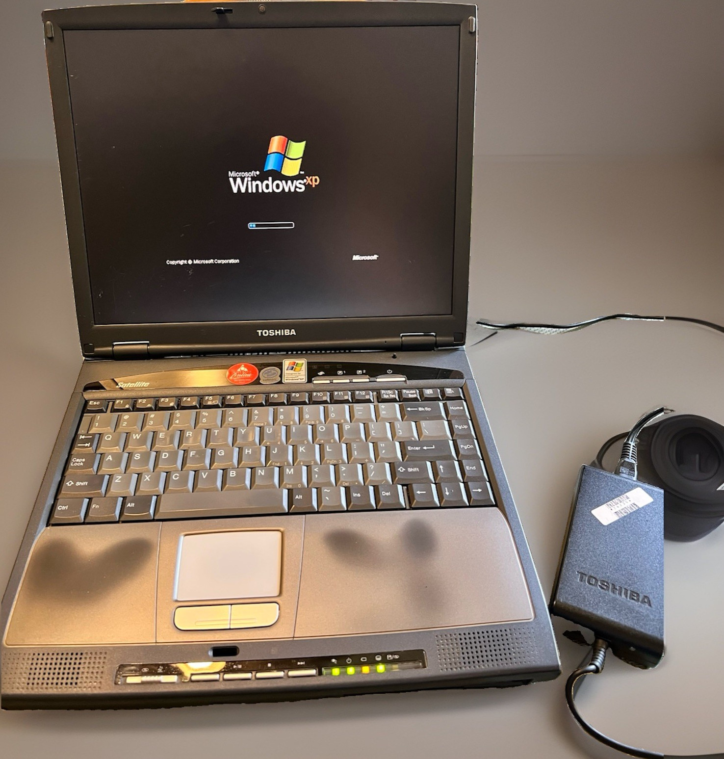 Toshiba Satellite 1805 Windows XP Laptop Tested DVD AC Adapter 496MB RAM