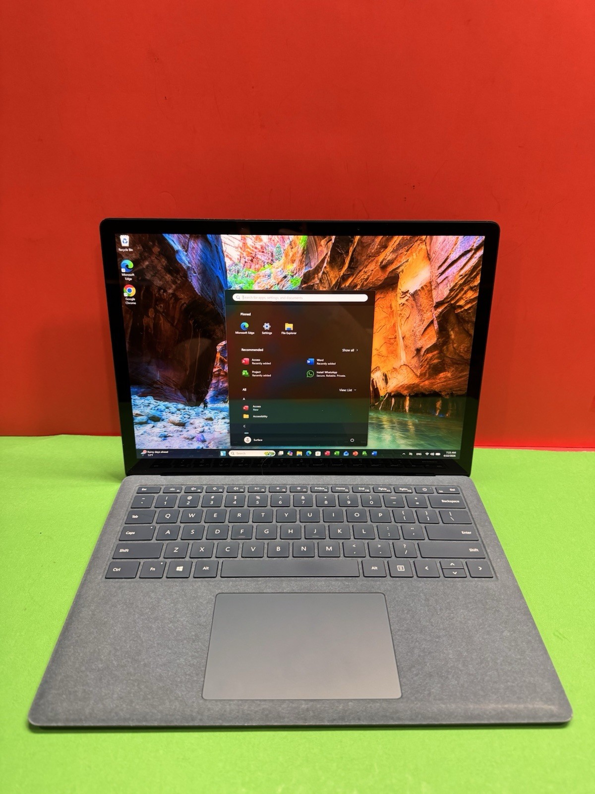 Microsoft Surface Laptop 3 13.5” i7 10th Gen 1.3 GHz-16GB 512GB Windows 11pro
