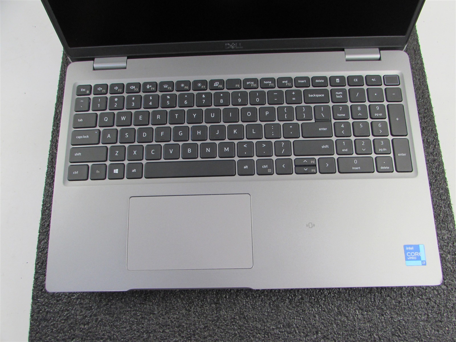 DELL LATITUDE 5520 1920X1080 FHD CORE I7-1185G7 NO SSD 4GB RAM NO O.S