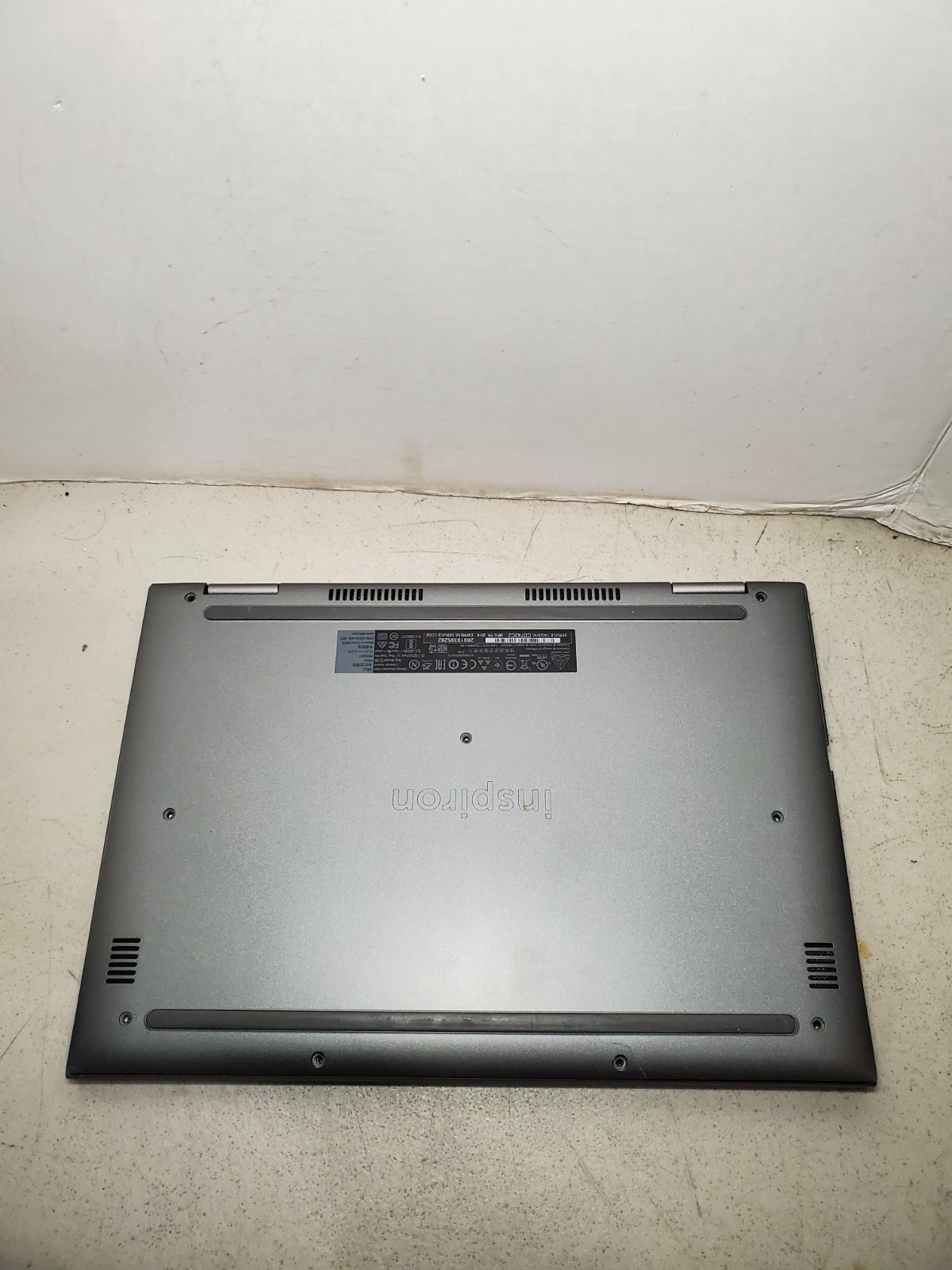Dell Inspiron 13 5378-i5-7200U 2.50GHz 8GB RAM No HDD/SSD/OS! CRACKED LCD #69