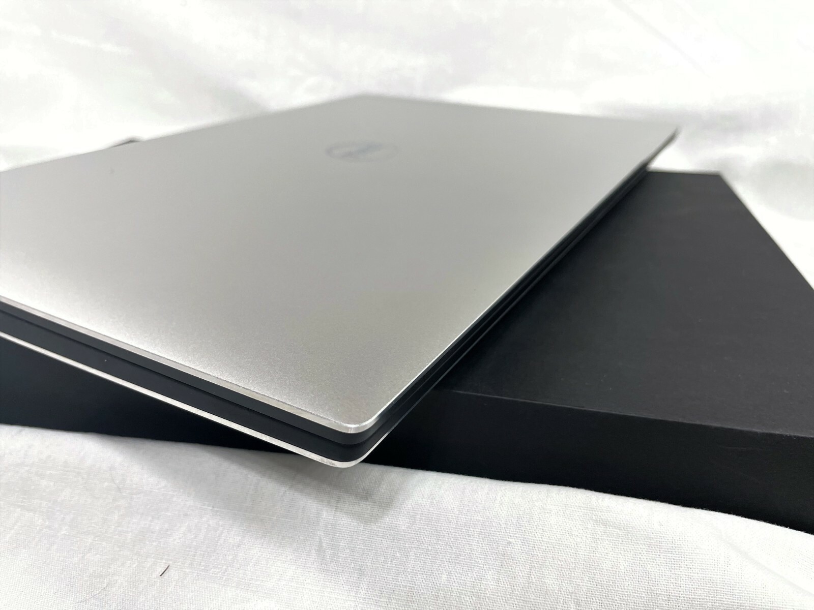 Dell XPS 15 7590 15.6″ 4K TOUCH ✔i7-9750H ✔64GB RAM✔1TB SSD ✔WiFi 6✔GTX 4GB✔W10P