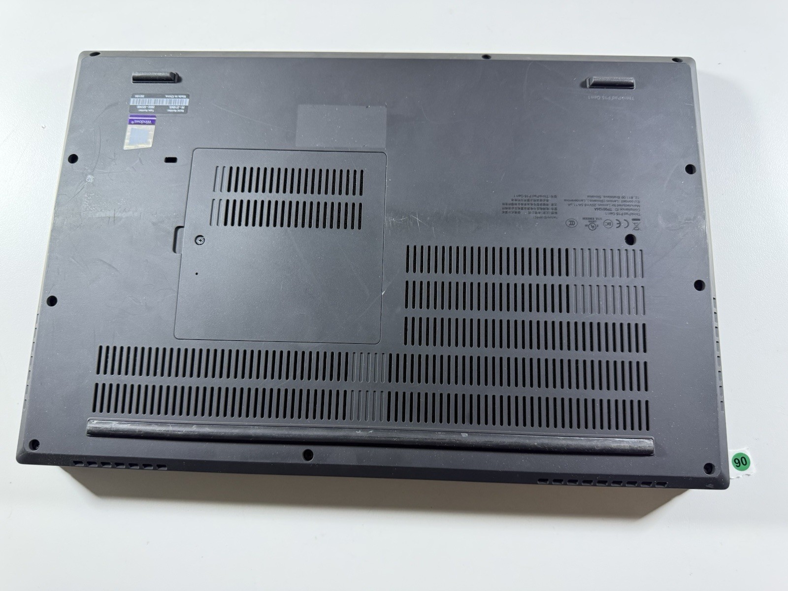 LENOVO THINKPAD P15 GEN 1 | CORE I7-10850H 512GB 16 GB RAM WIN 11 NVIDIA T1000