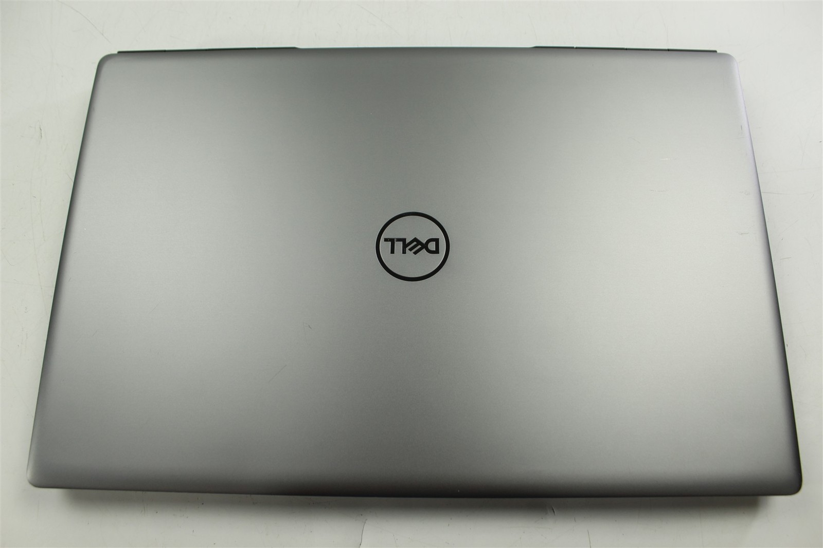 Dell Precision 7750 17.3″ FHD i7-10875H 2.3GHz 512GB SSD 64GB RAM W11P RTX 4000