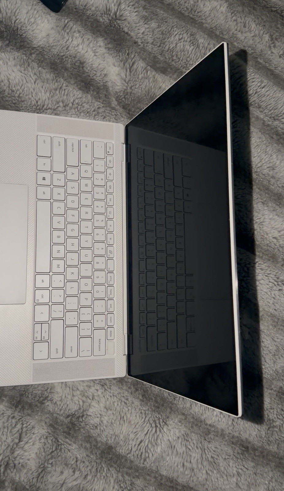 Dell XPS 15.6″ i7 16GB 512GB SSD Win11Pro GTX 1650 Ti UHD+ 3840×2400 Touchscreen