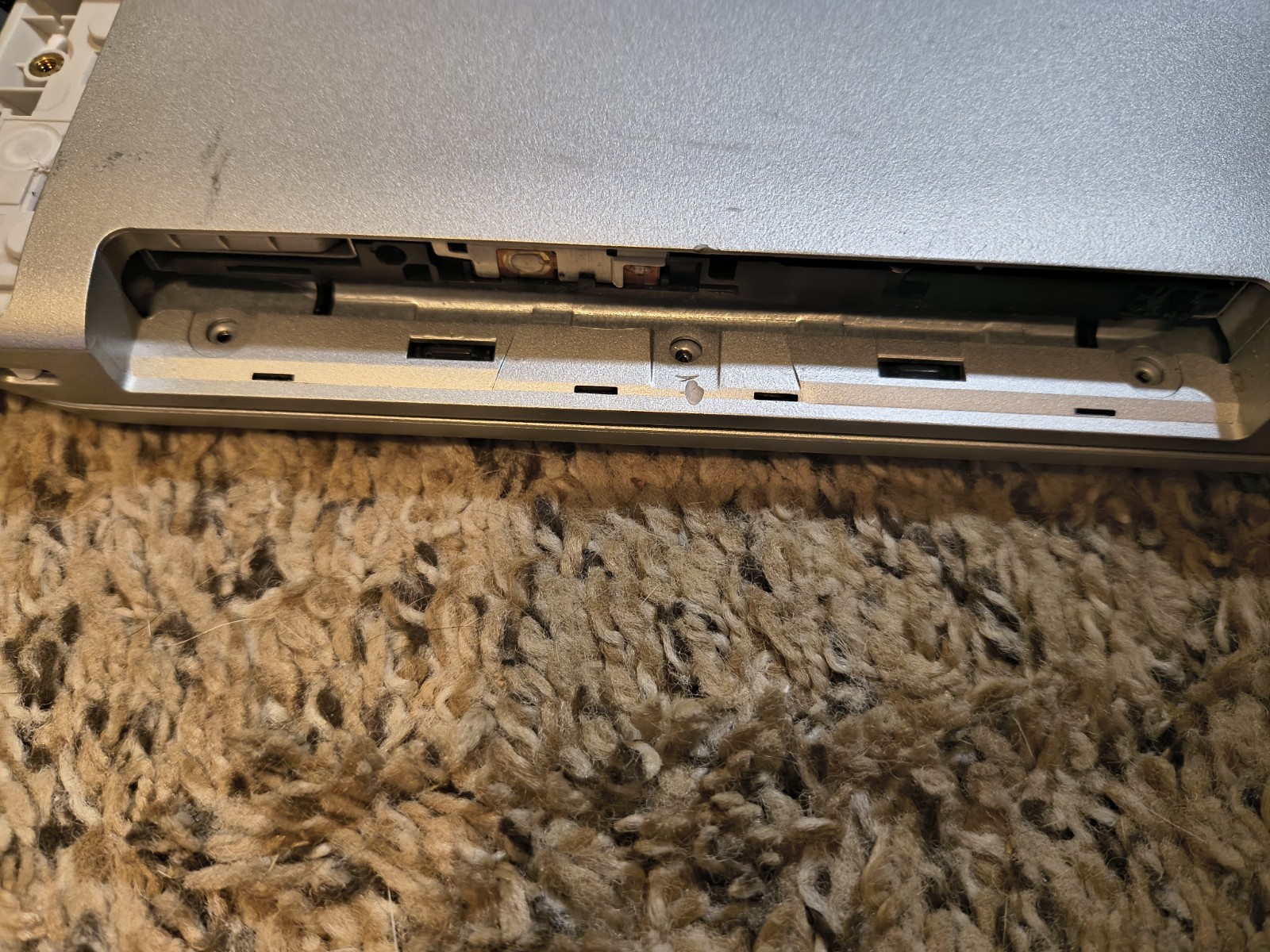 HP PAVILION TOUCHSCREEN AMD A10 5745M 4GB 300GB Windows 10 Beats audio