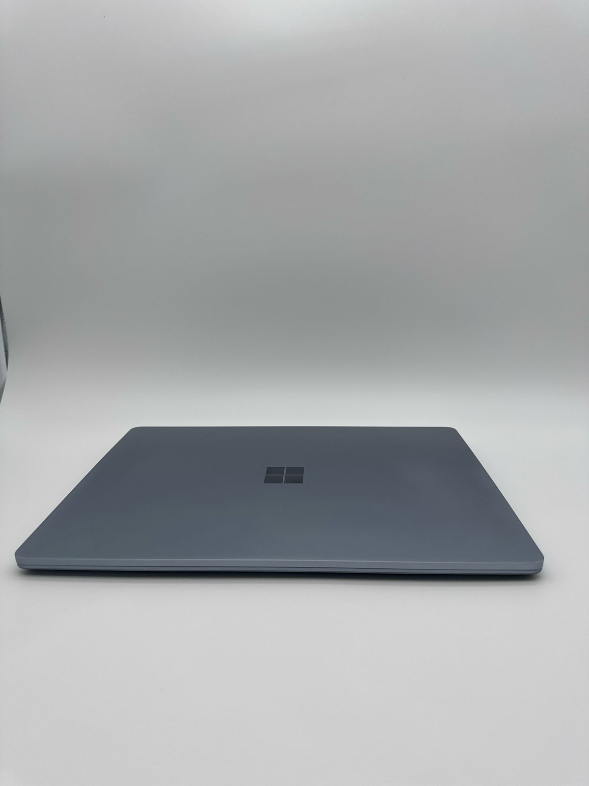 Microsoft Surface Laptop Go 12.4in Intel Core i5 8GB Memory 128GB SSD Ice Blue