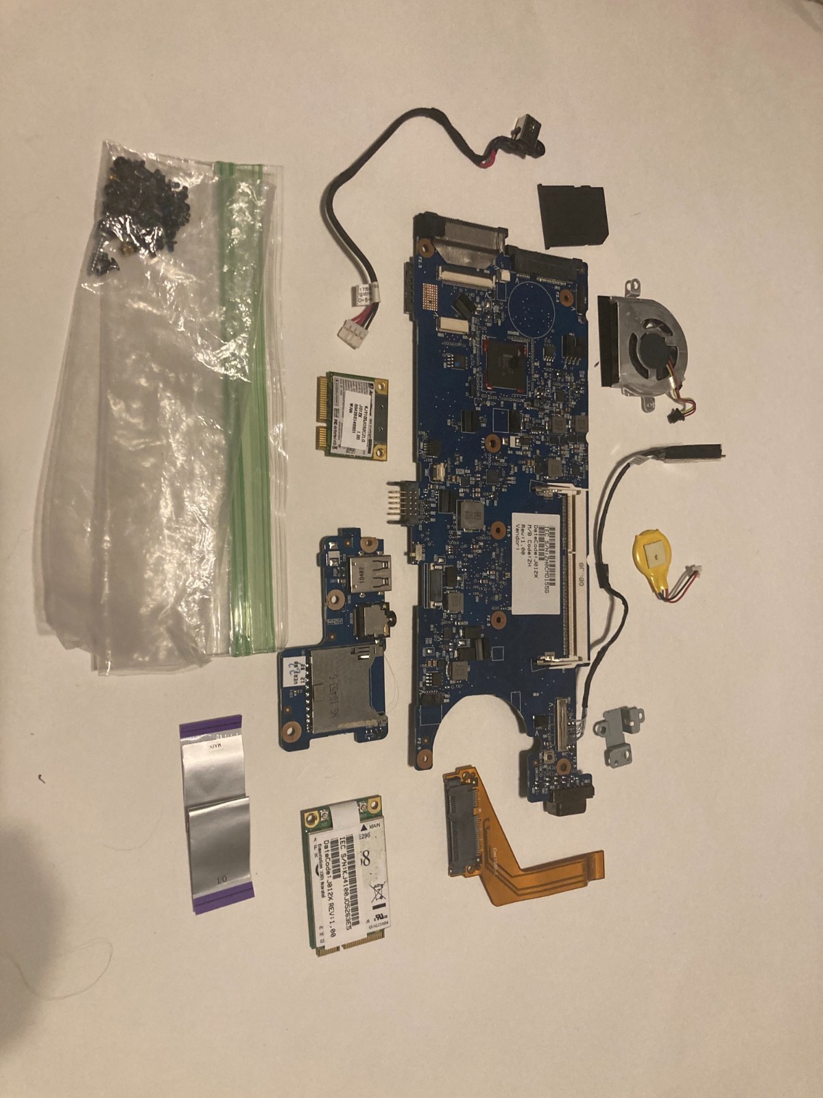 Internal Parts to Google CR-48 Chromebook
