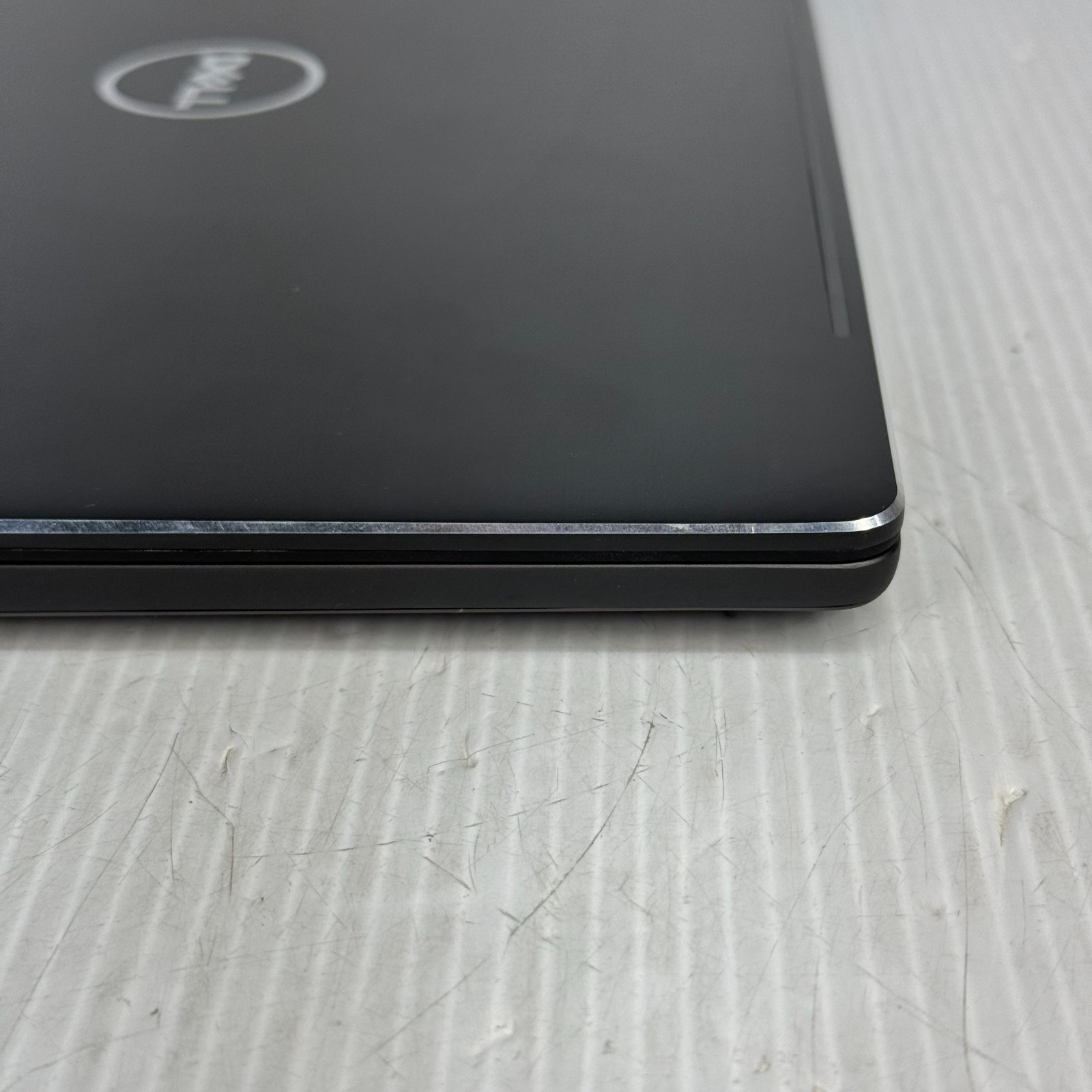 Dell Latitude 3379 i3-6100U 13.3″ Touchscreen Windows 11 Pro Laptop 250GB 16GB