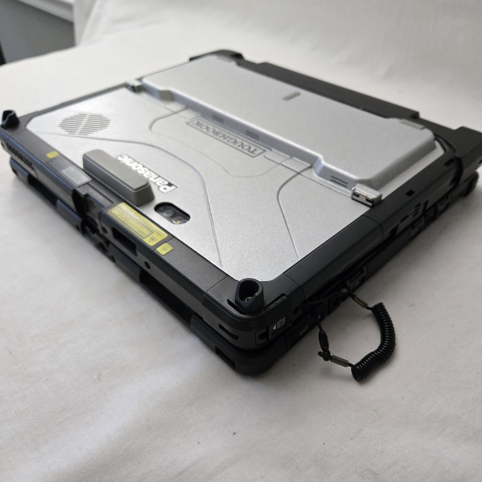 Panasonic Toughbook CF-33 i7-10810U 1.1GHz 512GB SSD 32GB Ram 4G GPS — Grade B