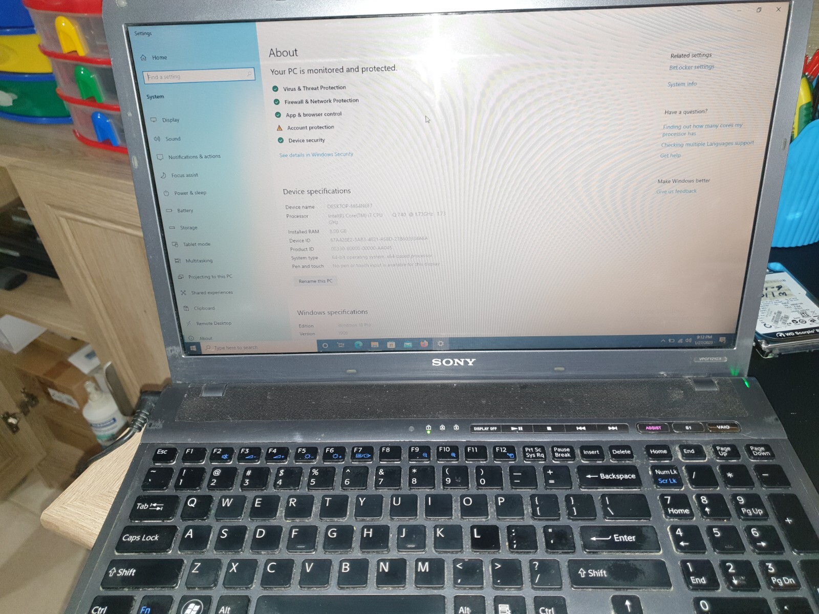 Sony VAIO INTEL CORE I7-740QM 1.73 GHz 16.4IN 500GB 8GB Ram Win 10 Blu-Ray