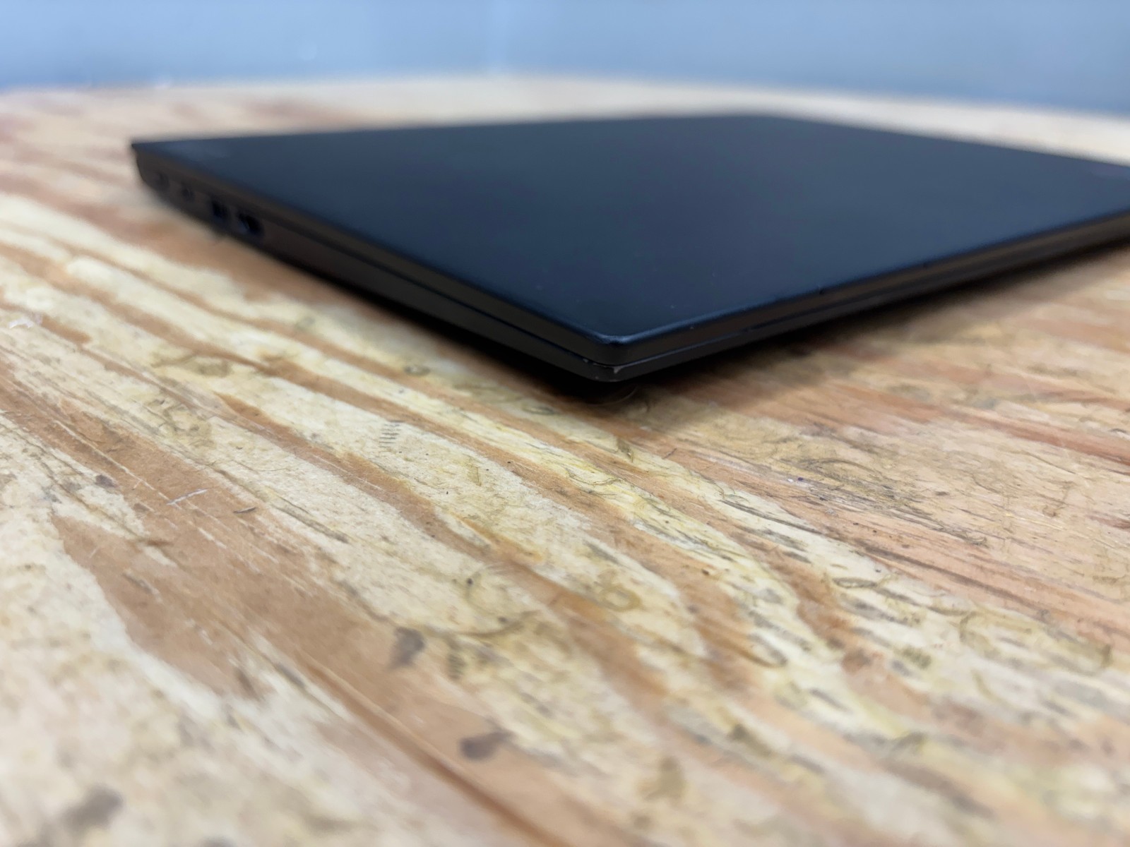 Lenovo ThinkPad X1 Carbon Gen 9 14 i5-1145G7 16GB 512GB SSD Win11 Pro Touchscrn