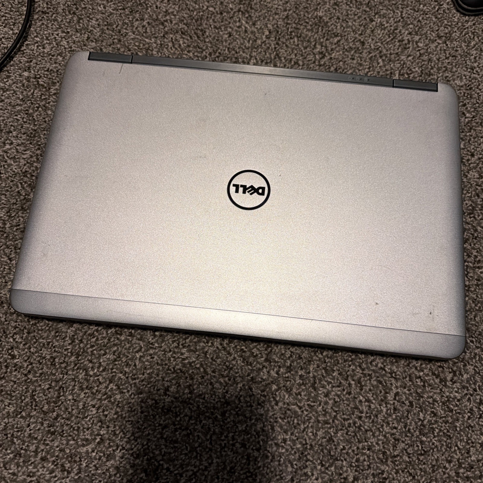 Dell Latitude E7240 12.5″ Core i5-4310U, No RAM, No SSD, No Battery- No Power