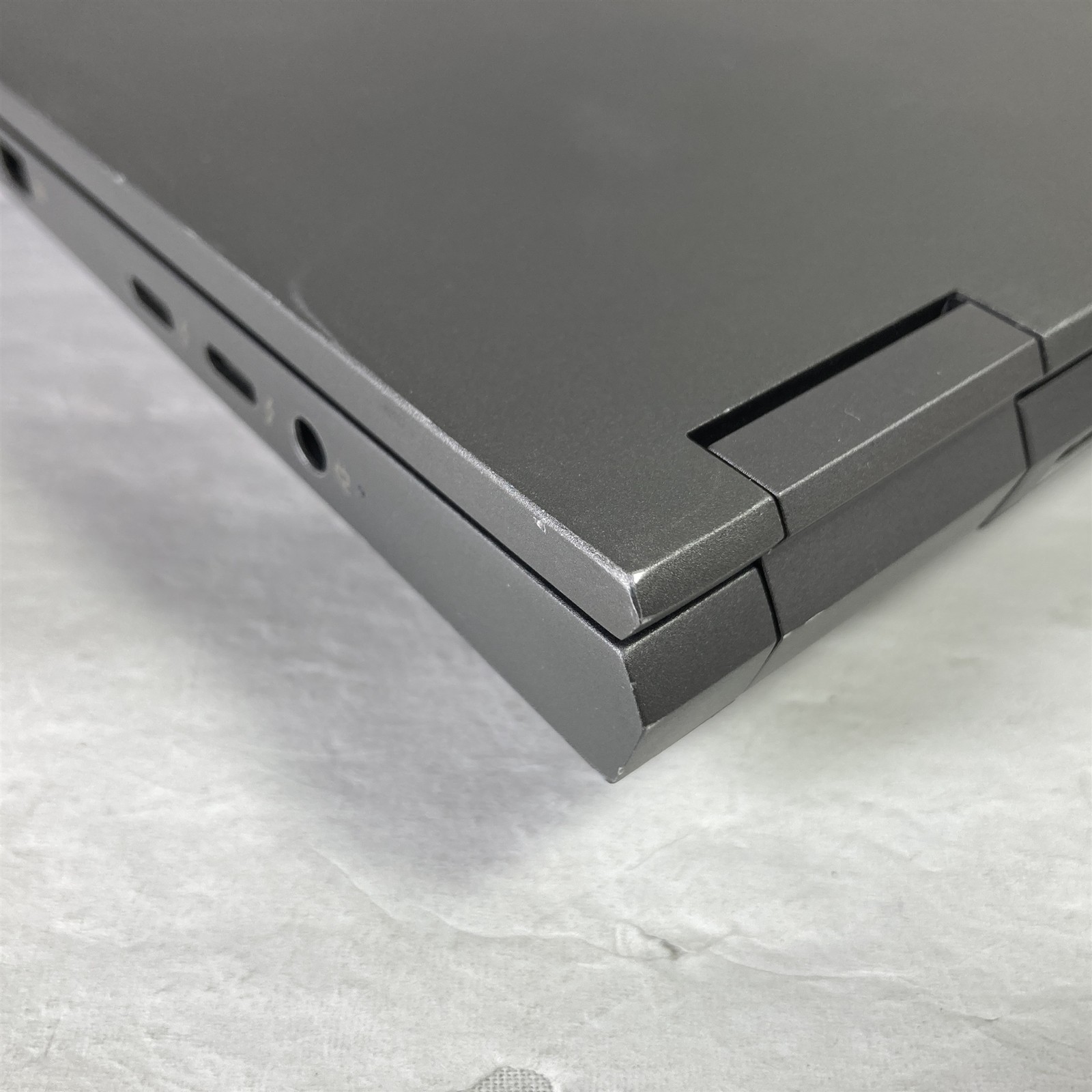 HP ZBook Fury 15 G8 15.6″ Core i9-11950H 2.6GHz – 32GB – 1TB NVMe SSD – Win 11