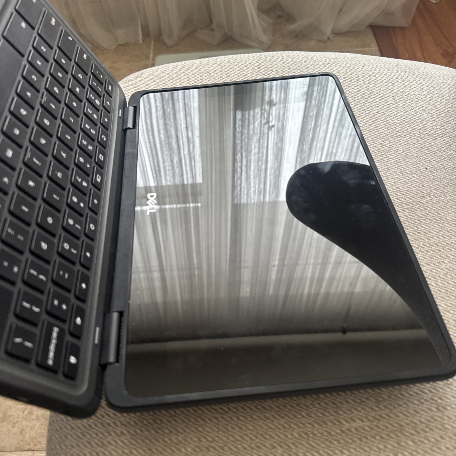 Dell 11 3100 Touch 2in1 Chromebook P30T