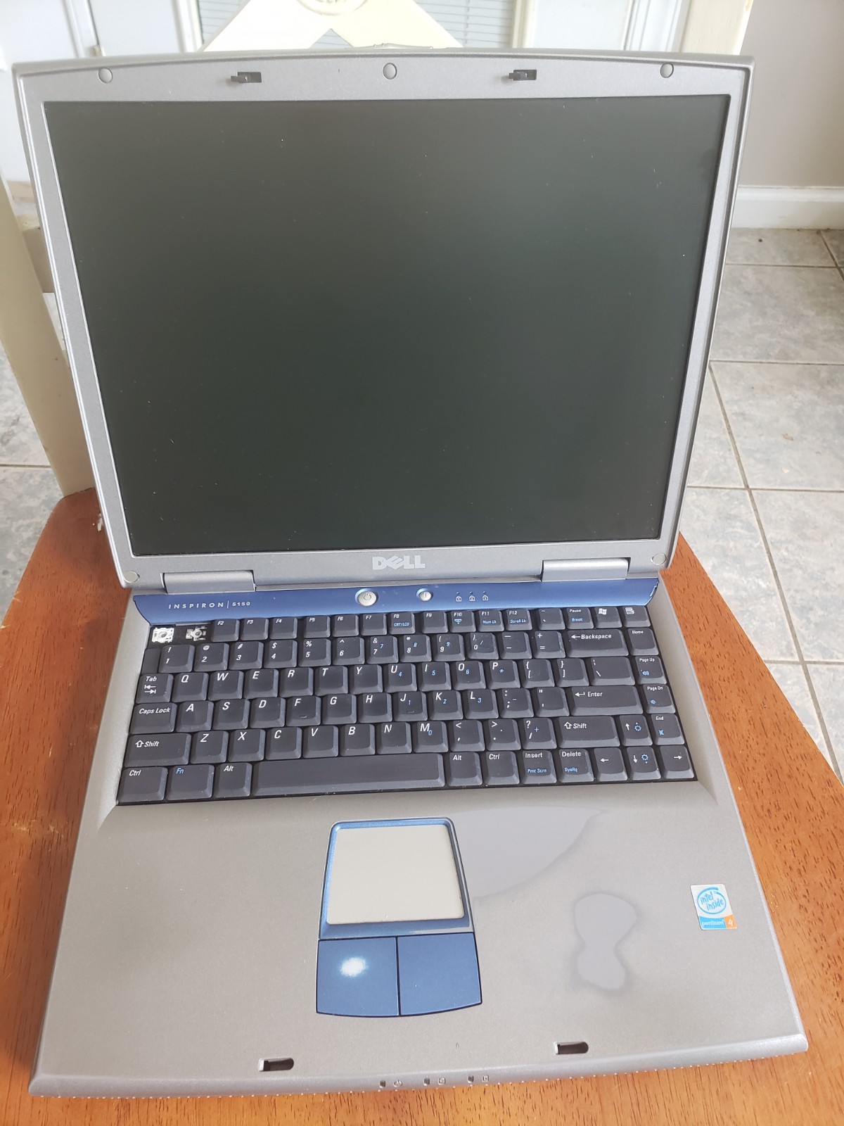 Vintage Blue Dell Inspiron 5150 Intel Pentium4 2.66ghz 512MB GeForce 20GB WinXP