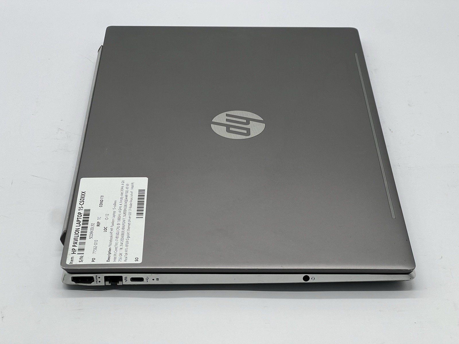 HP Pavilion 15-cs0085cl, i7-8550U, 4GB RAM, 1TB SATA, 256 GB SSD-No OS/AC