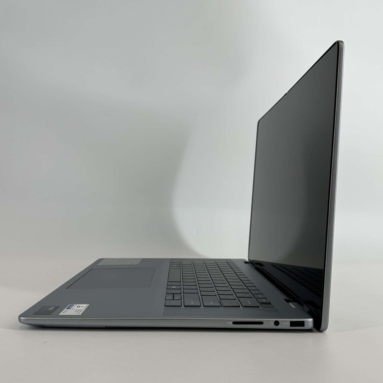 Dell Inspiron 7640 (2-in-1) 16 FHD TOUCH 3.8 GHz Ultra 7 155H 16GB 1TB Very Good