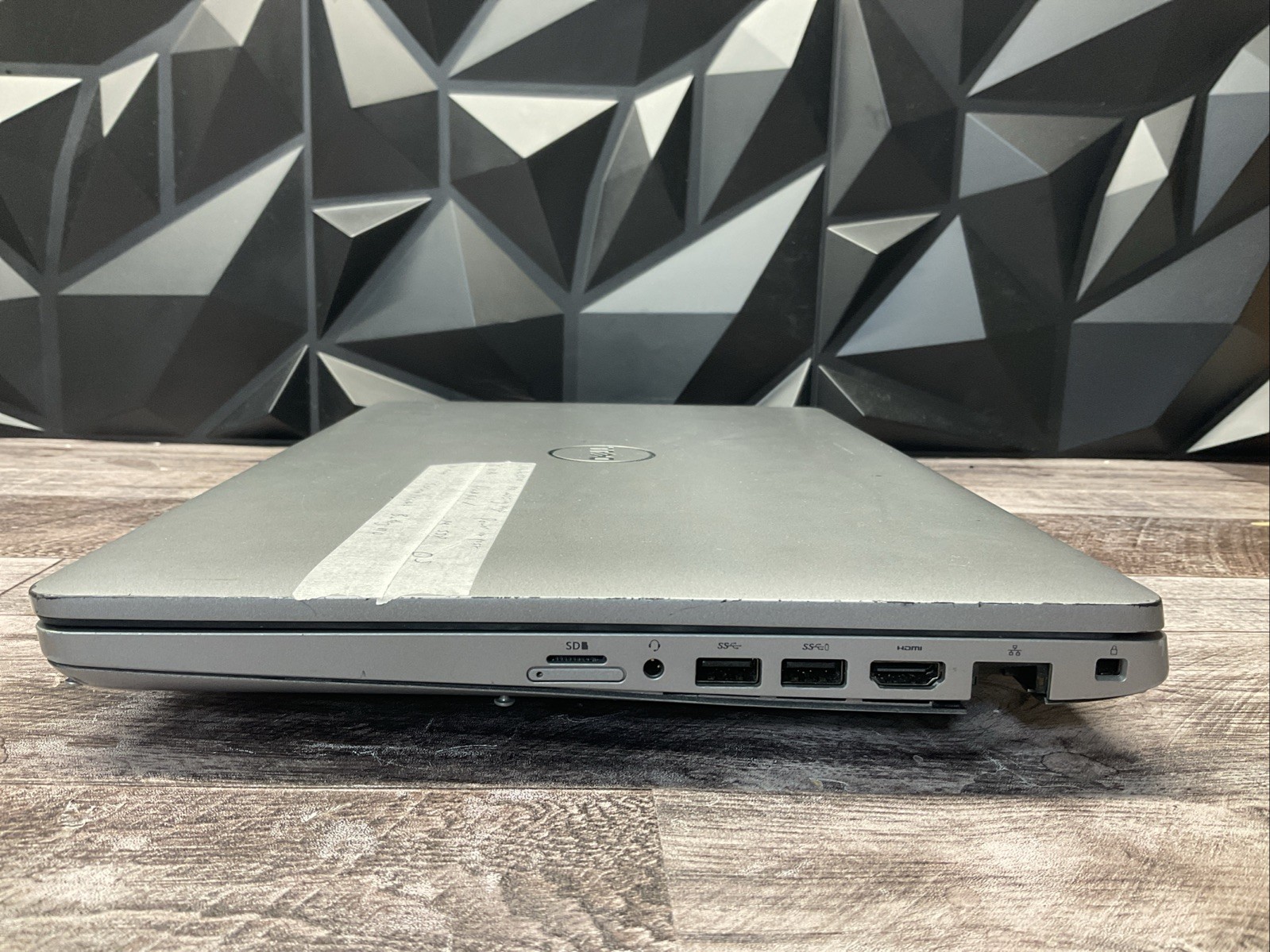 Latitude 5510 / i5 10th / No RAM Laptop Notebook PC / O5