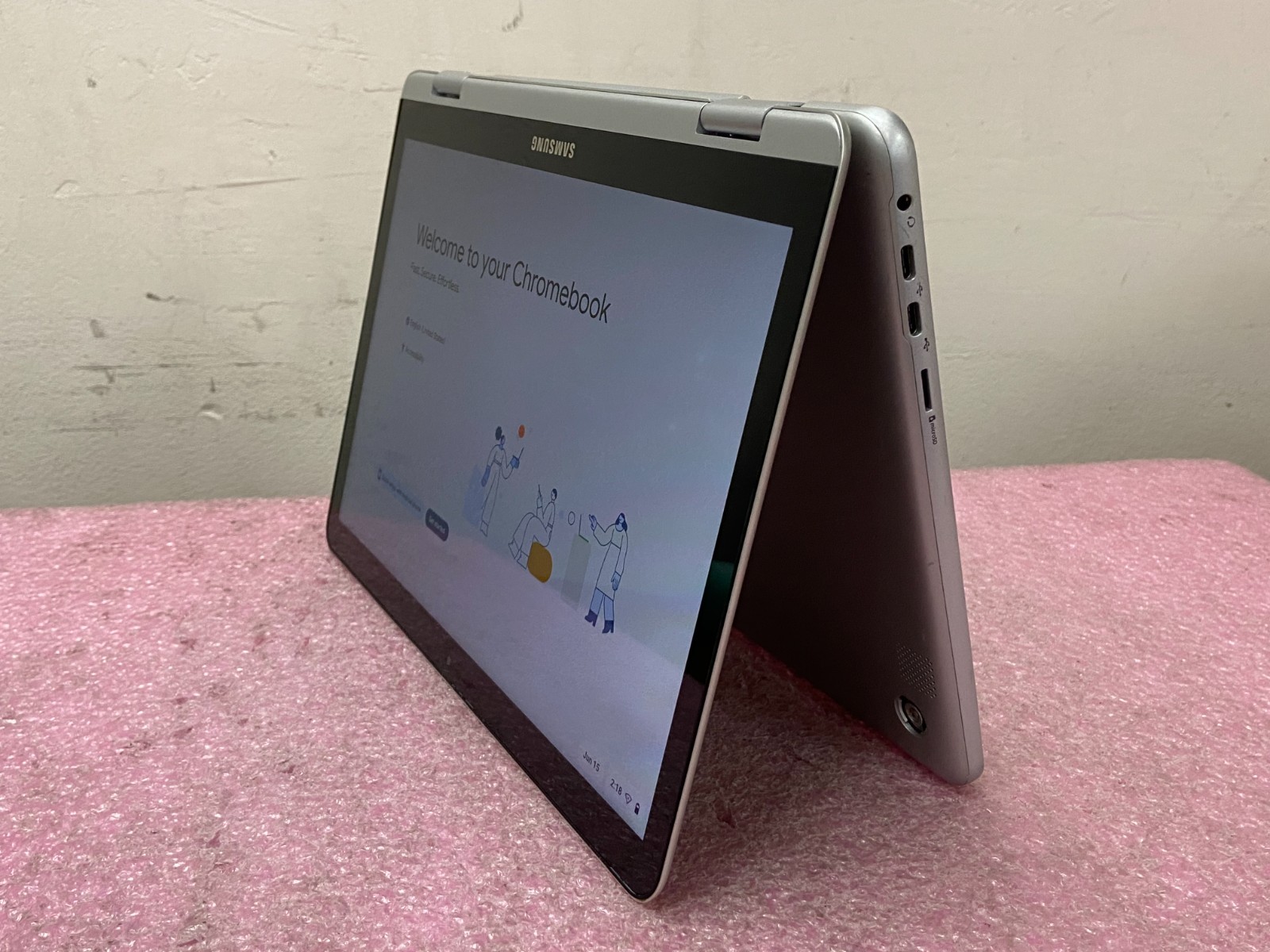 Samsung Chromebook Plus XE520QAB 12.2″ m3-7Y30 4GB RAM 64GB SSD w/PA | LP512