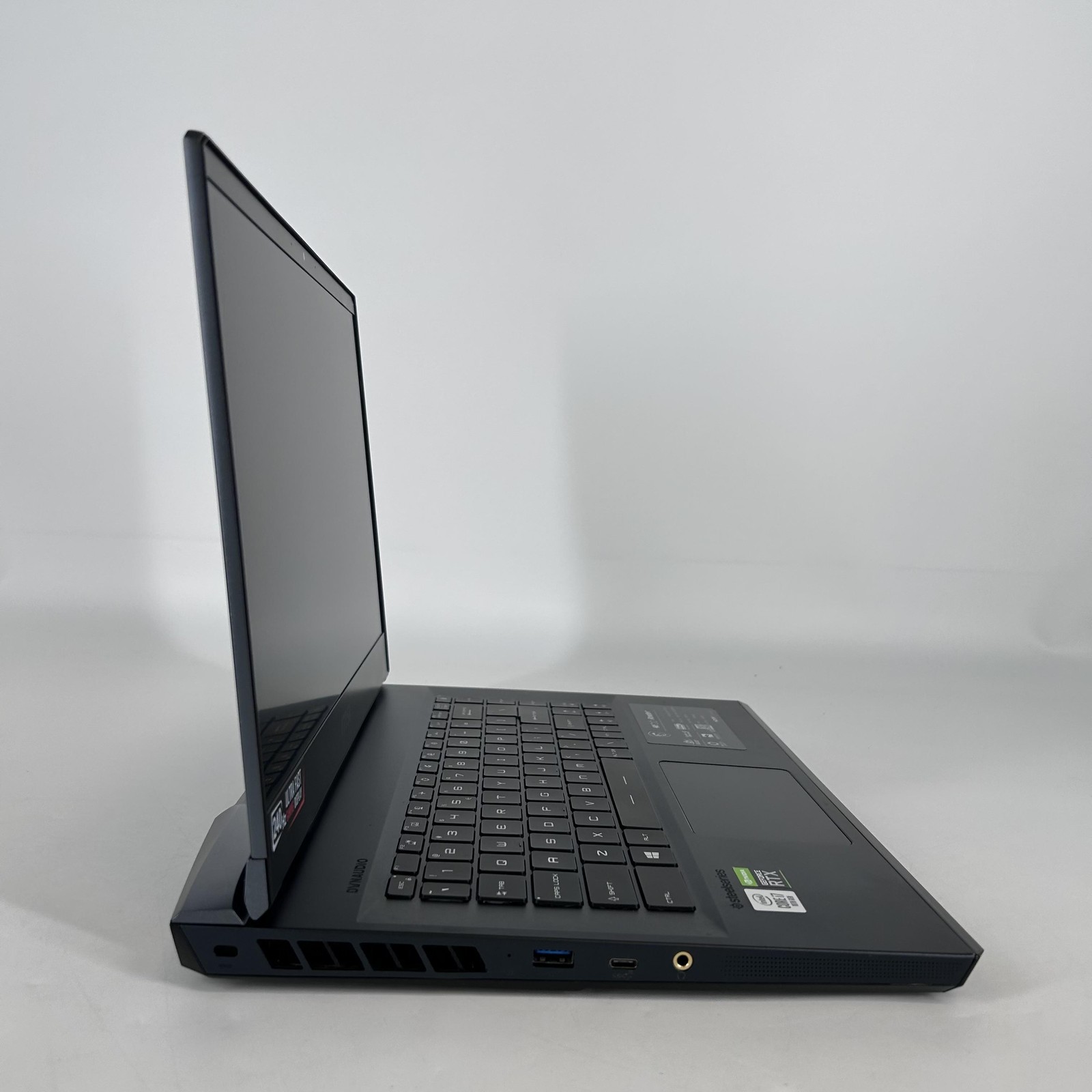 MSI Raider GE66 15.6 240Hz FHD i7-10750H 2.60GHz 32GB 1TB SSD RTX 2070 Super