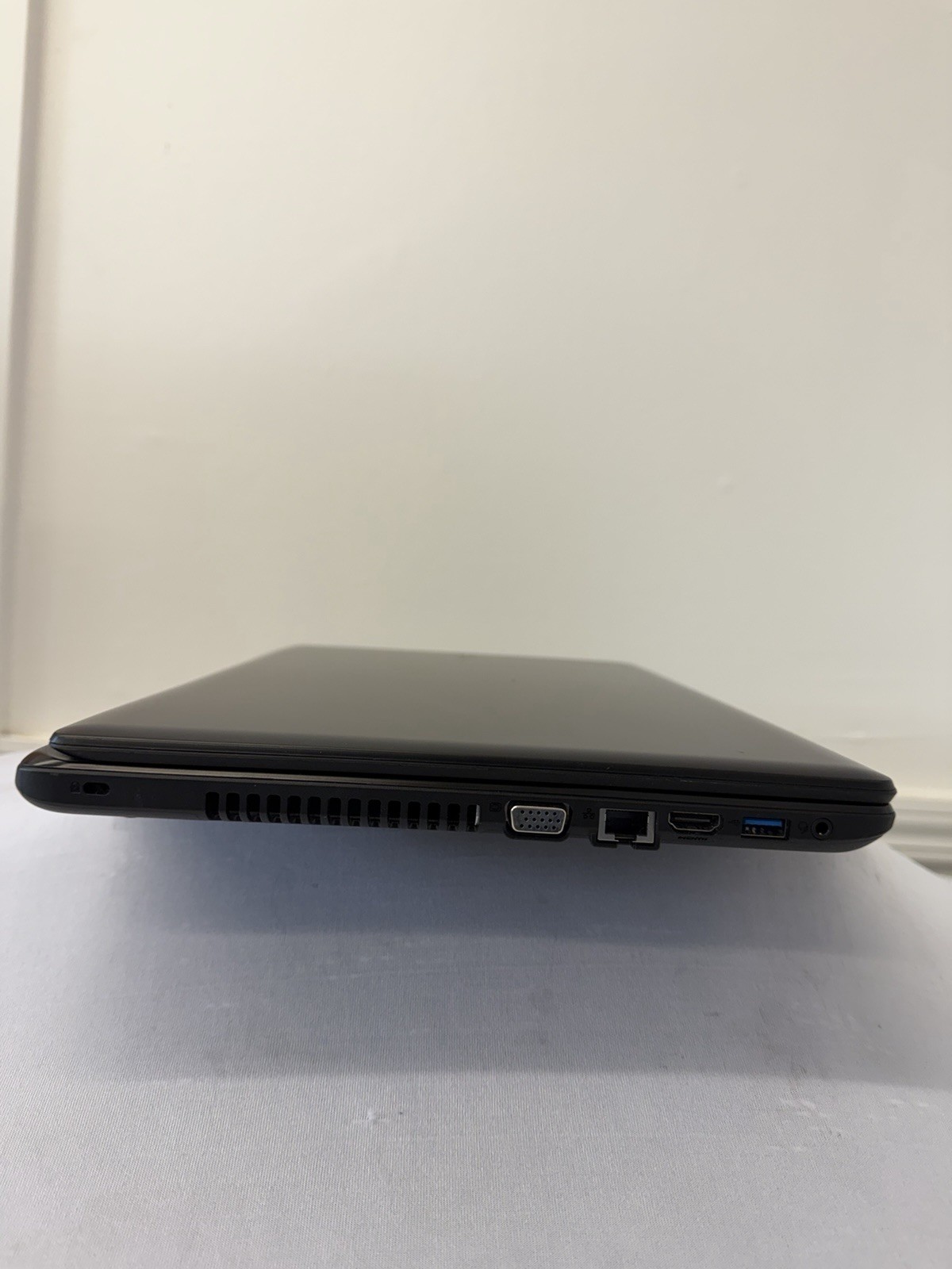 Acer Aspire E5-511P-C9BM Laptop- Intel Celeron N2930 – Read Des