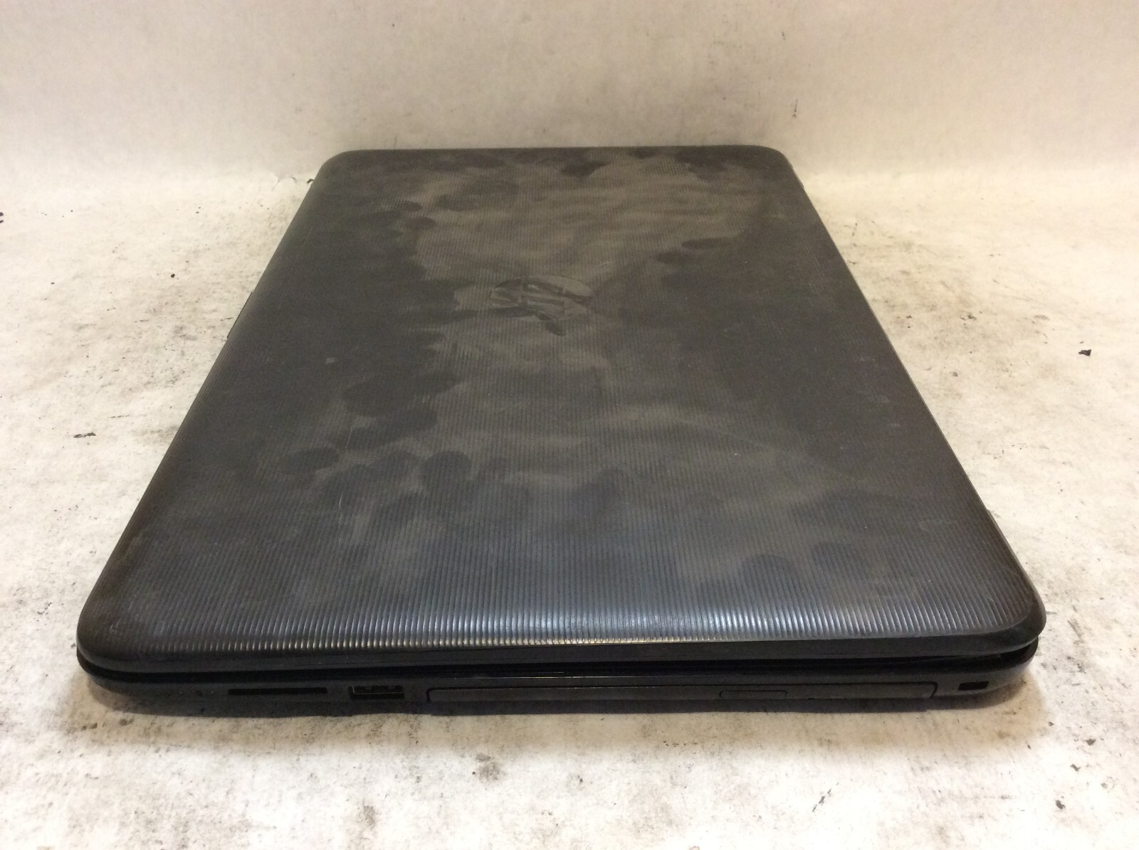 HP Notebook 15-ba009dx Laptop 15″ AMD A6 WON’T TURN ON -PP