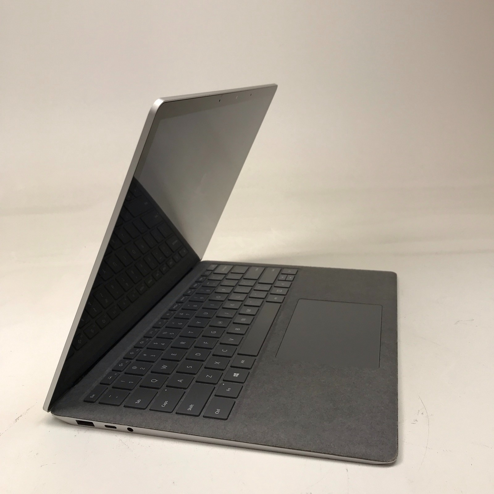 Microsoft Surface Laptop 3 Intel i7-1065G7 16GB RAM 256 GB SSD Win 11 Pro