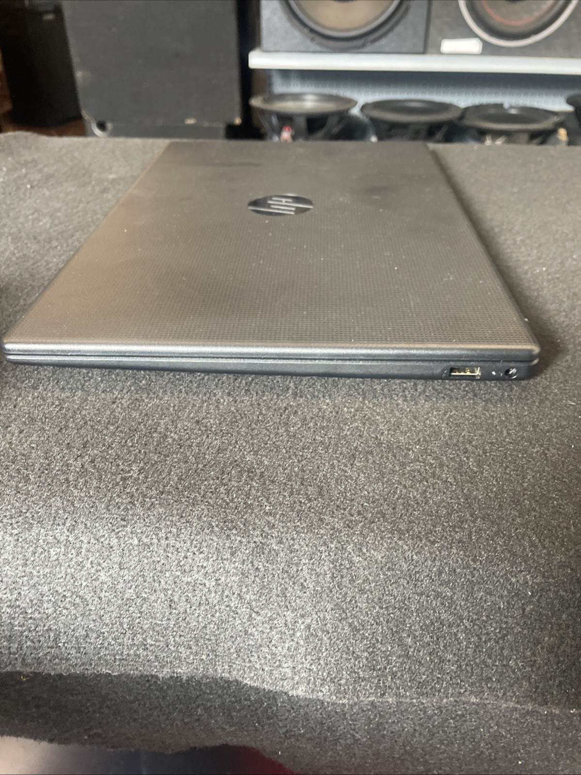 HP 15.6″ Laptop 15-fc0382nr AMD Ryzen 3 7320U 8GB / 256GB SSD / WIN 11 / BLACK