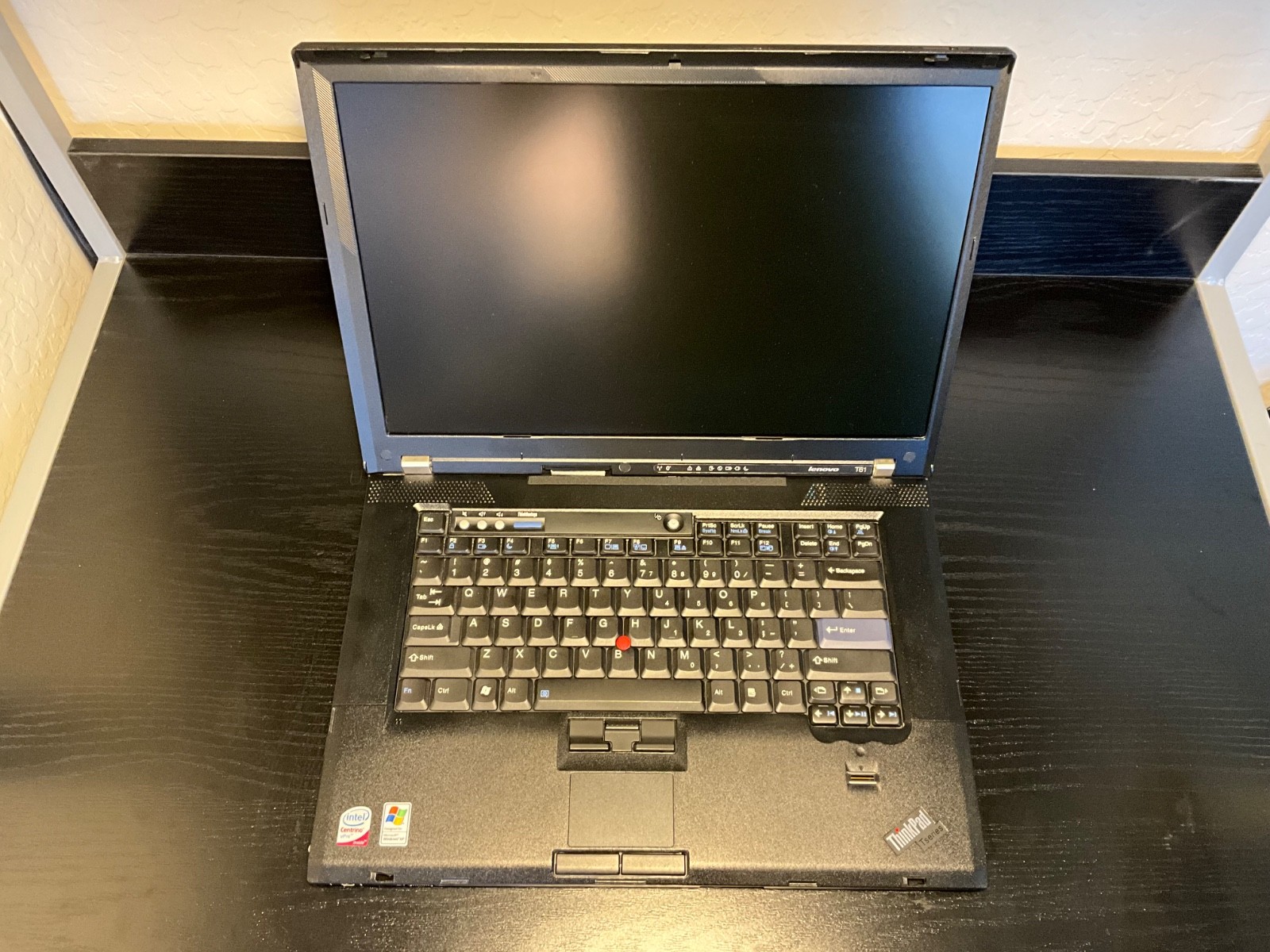 Lenovo ThinkPad T61 15 Inch Windows XP 4GB 256GB SSD Nvidia 140m Core 2 T7800