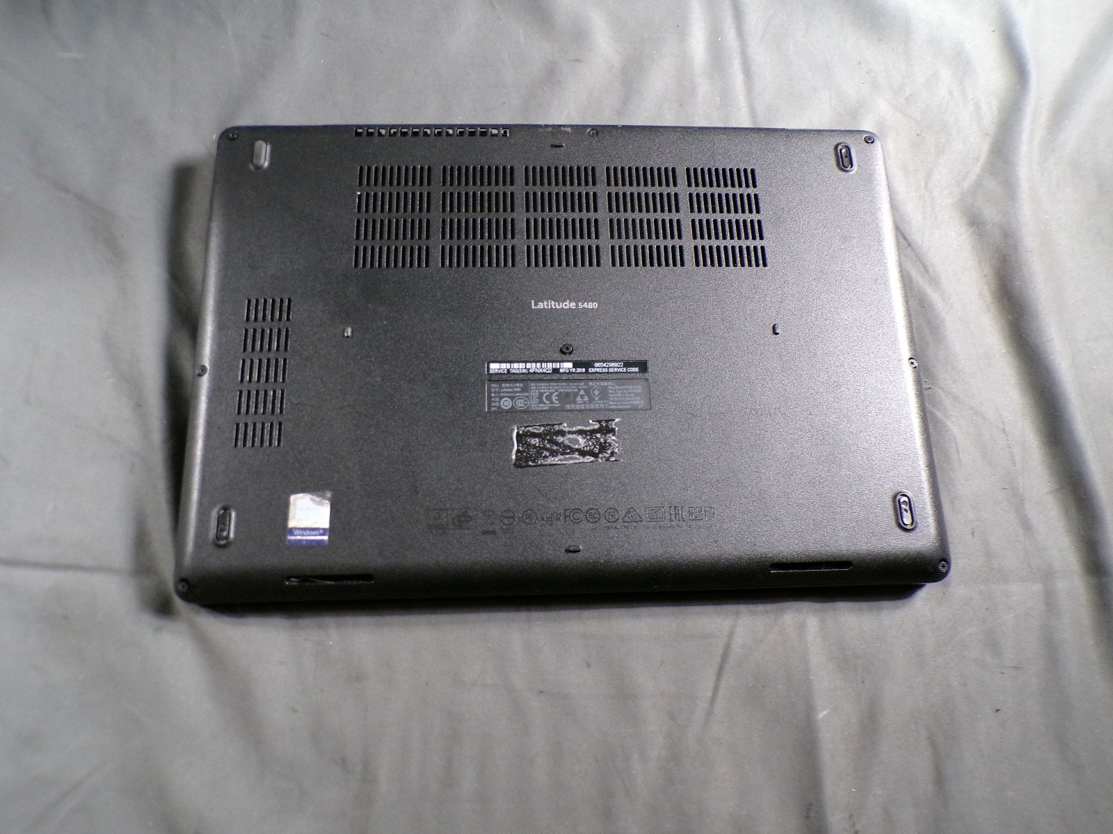 DELL LATITUDE 5480 INTEL CORE i5-7300H 2.50GHZ 8GB RAM **NO HD/ NO CADDIE/ NO OS