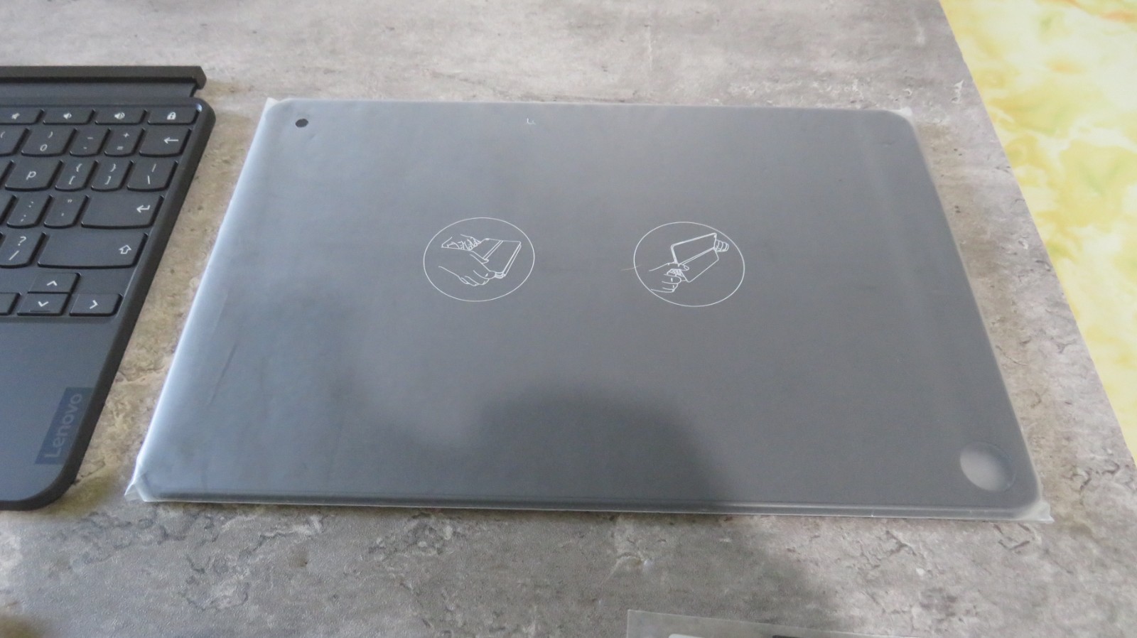 Lenovo IdeaPad Duet Chromebook CT-X636F 10.1″ (64GB) – Ice Blue + Iron Grey