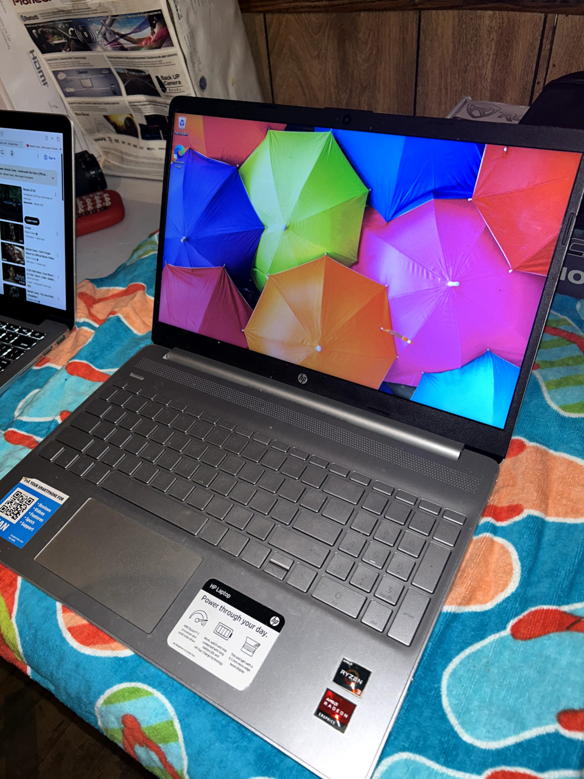 hp 15-ef 1000 series laptop (silver 15.6″ display) used, great condition (TM)