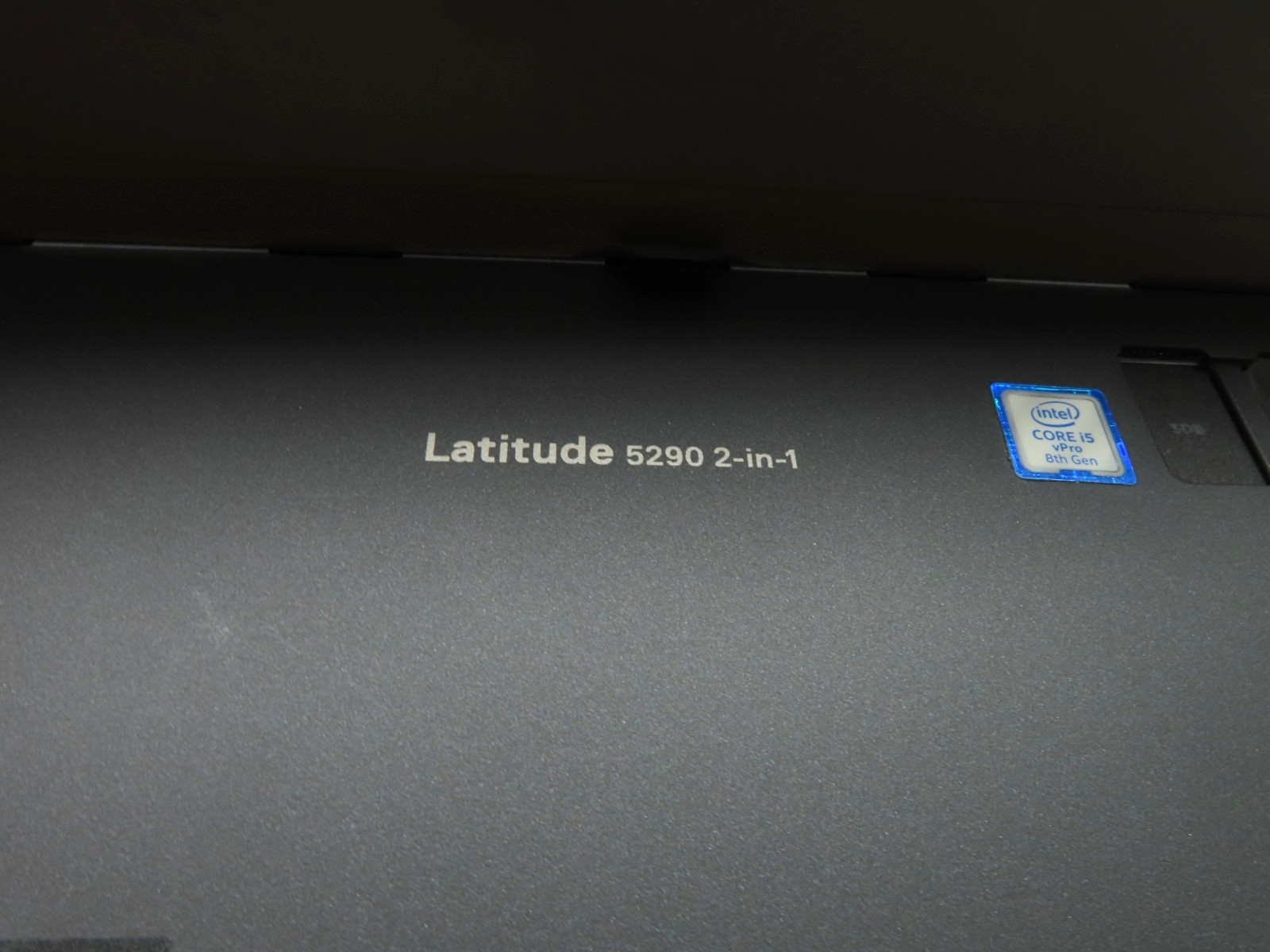 Dell Latitude 5290 2-in-1 12.3″ Intel i5-8350U 1.7GHz 8GB RAM 256GB SSD