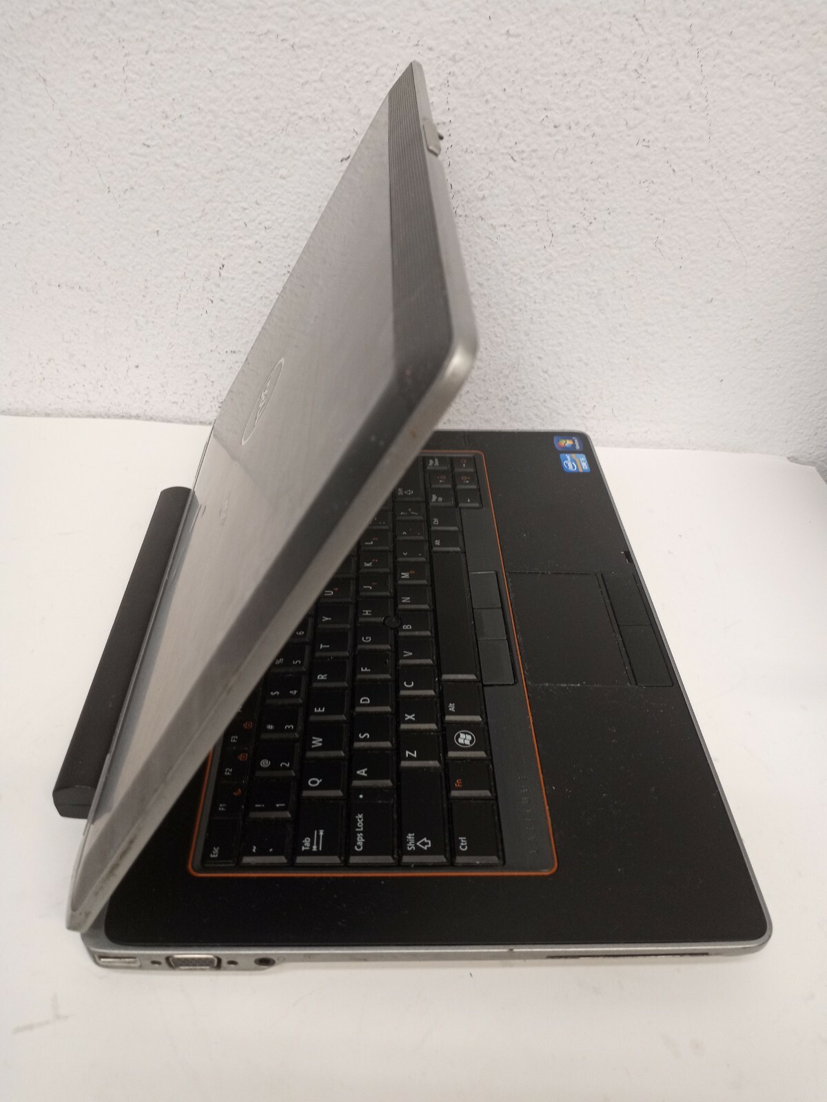 Dell Latitude E6420 14″ Intel Core i5-2410M 2.30GHz 8GB 500GB HDD BT DVD Win10