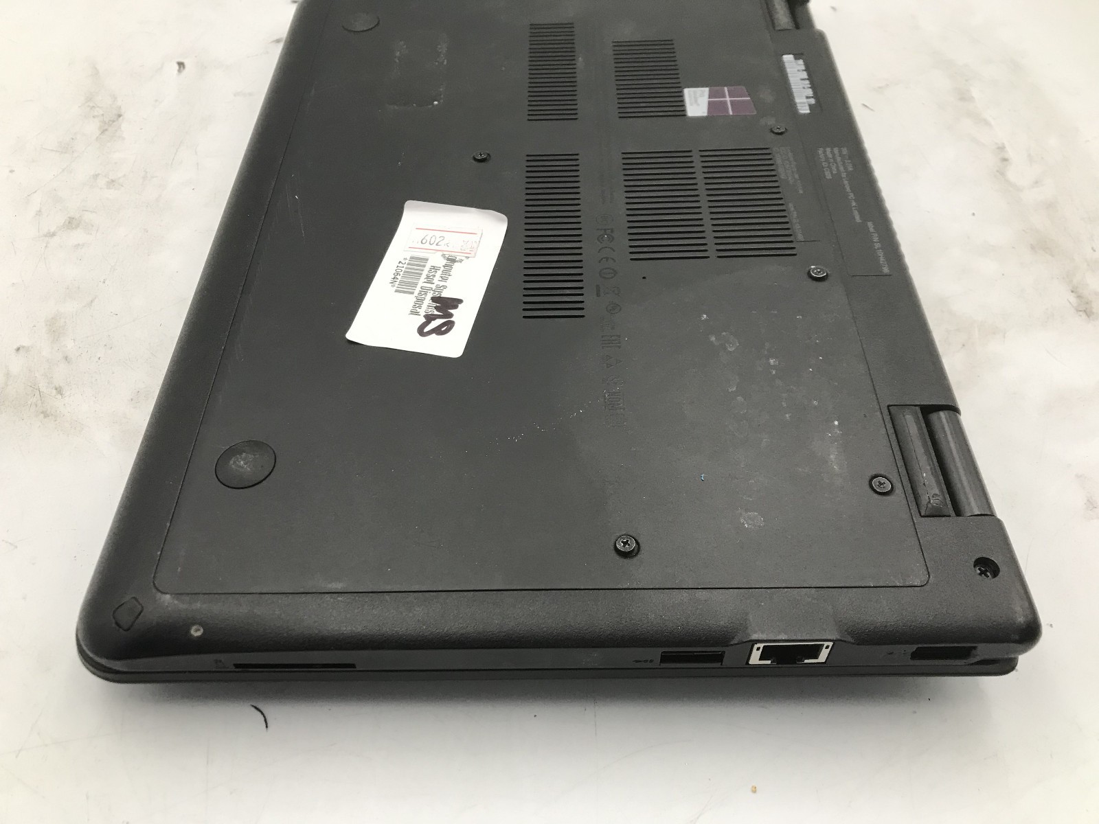 LENOVO THINKPAD YOGA 11E – BOOTS TO BIOS – INTEL CELERON – NO RAM -READ DESC- BB