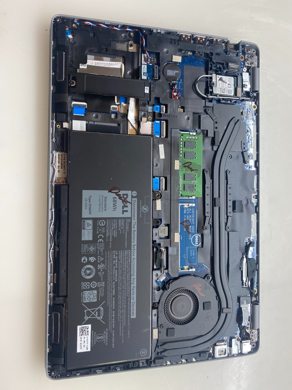 DELL PRECISION 3550 i7-10510U@1.80GHz 8GB NO SSD/OS BIOS TESTED *READ