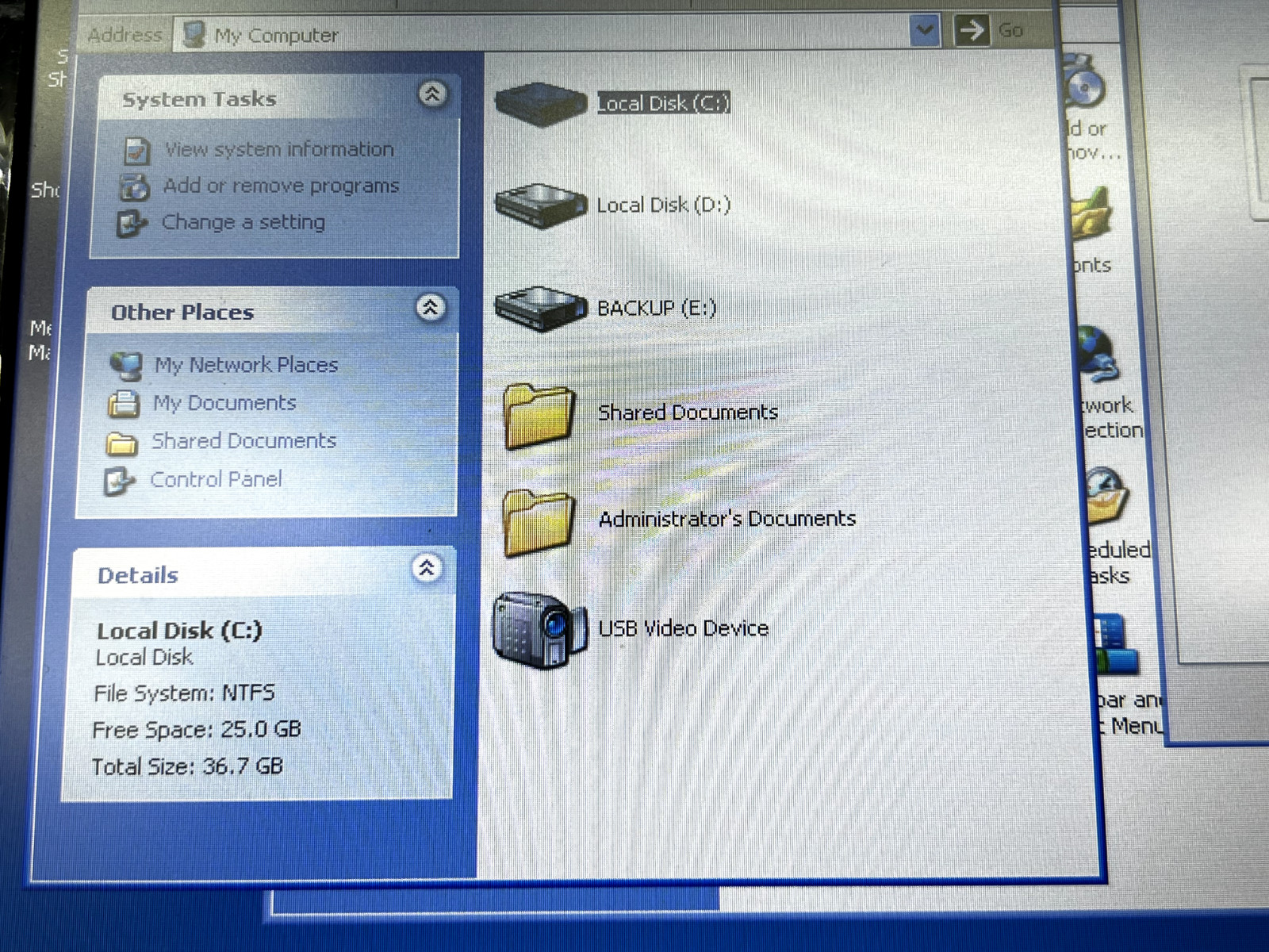 Compaq Mini 110c-1100DX Netbook 160GB HDD 1GB RAM Windows XP Pro Needs Reset