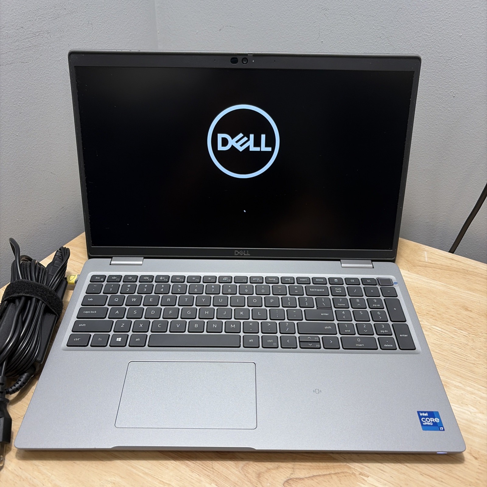 Dell Latitude 5520 Core i7-1185G7 3.00GHz, 16GB, 256GB SSD WebCam, WiFi W11 Cord