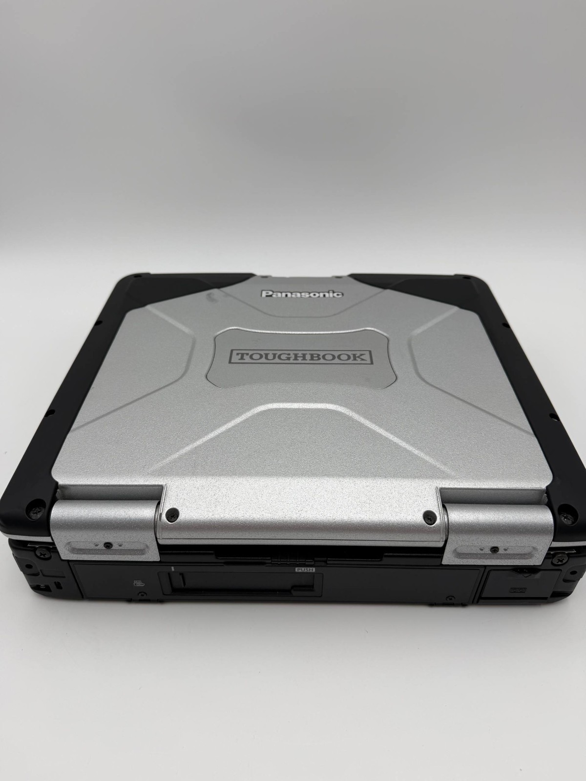 1460 hours Panasonic Toughbook CF-31 MK6 i7-7600U 16GB 512GB SSD Win11pro 4G/DVD